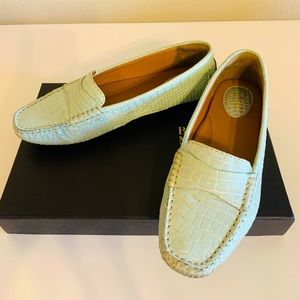 Clarks Artisan Textured Womens Loafers Flats US 7.5